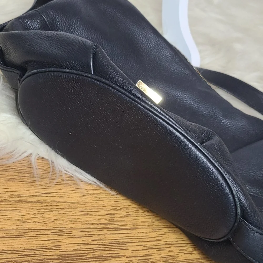 Michael Kors black leather hobo bag - Picture 3 of 9